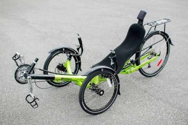 Performer JC26X Recumbent Tricycle 27S FRP
